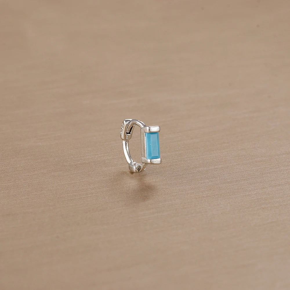 Argola Quadrada Mini com Zircónia