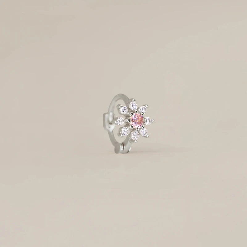 Brinco Flor Zircónia em Aço Inoxidável