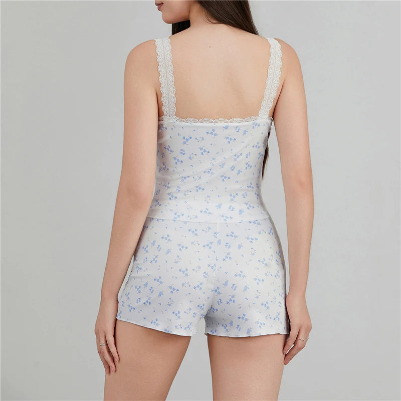 Conjunto Pijama com Renda