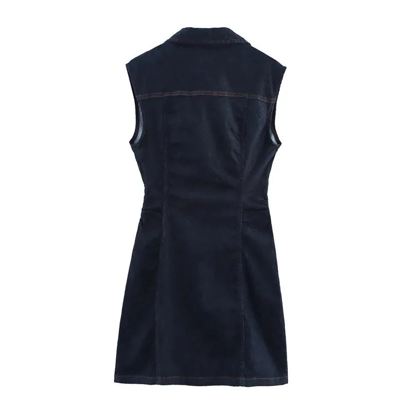 Vestido Curto Jeans Estruturado com Botões