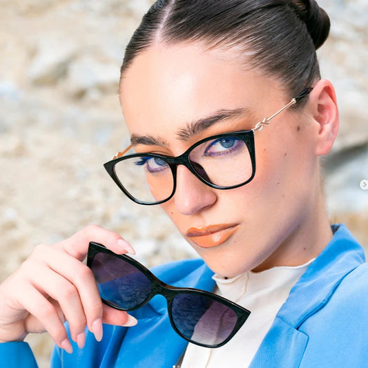 Óculos Cat Eye com Clip-On Magnético