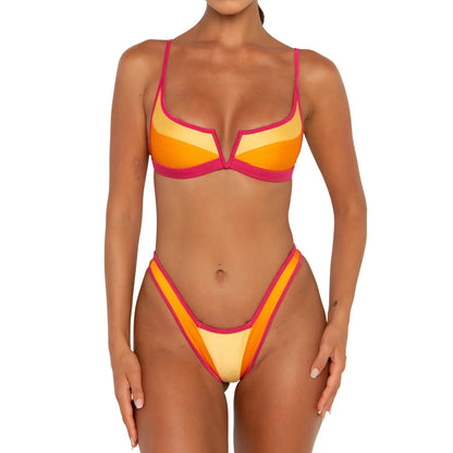 Biquíni Micro Bandeau com Corte Split