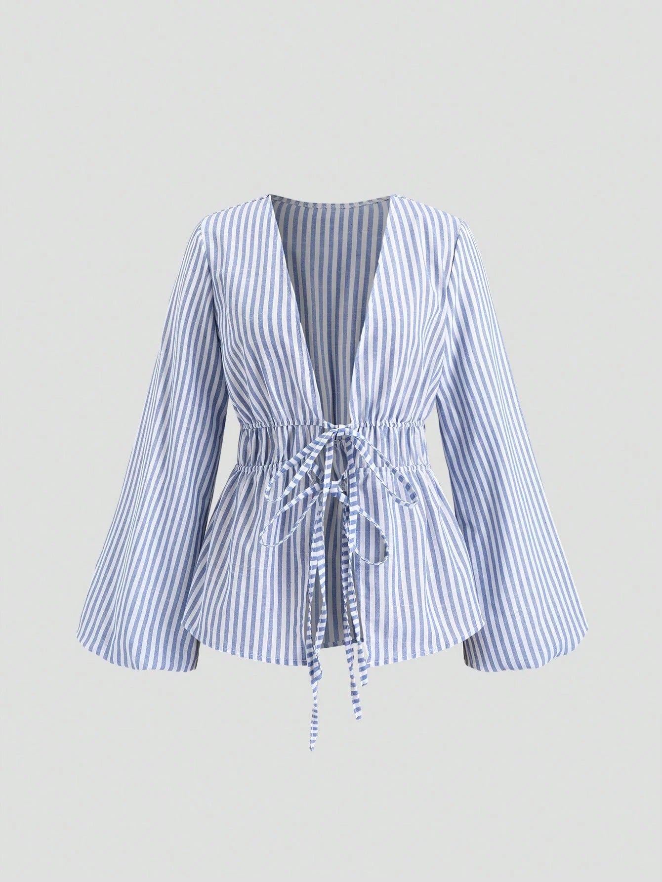 Camisa com Riscas e Laço
