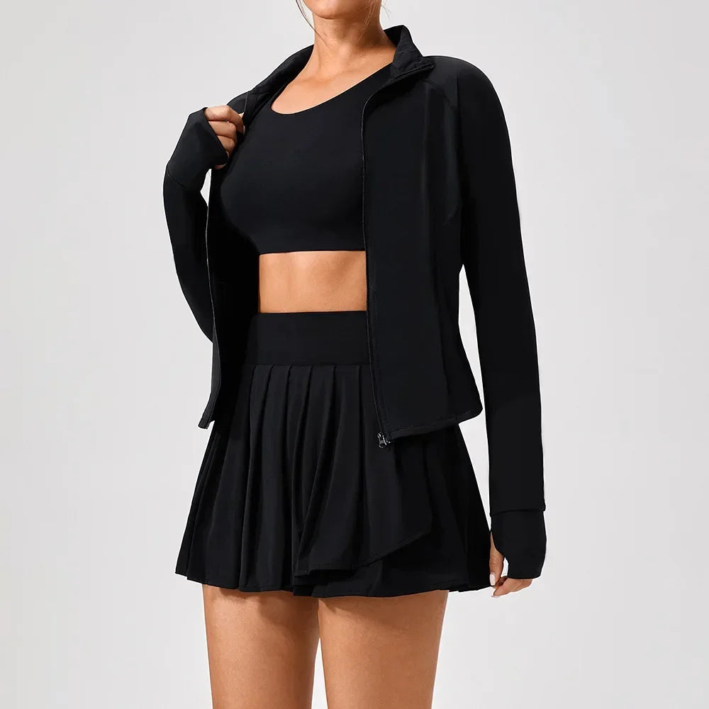 Conjunto Desportivo 2/3 Peças com Saia Plissada