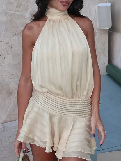 Vestido Mini Chiffon Halter com Costas Abertas