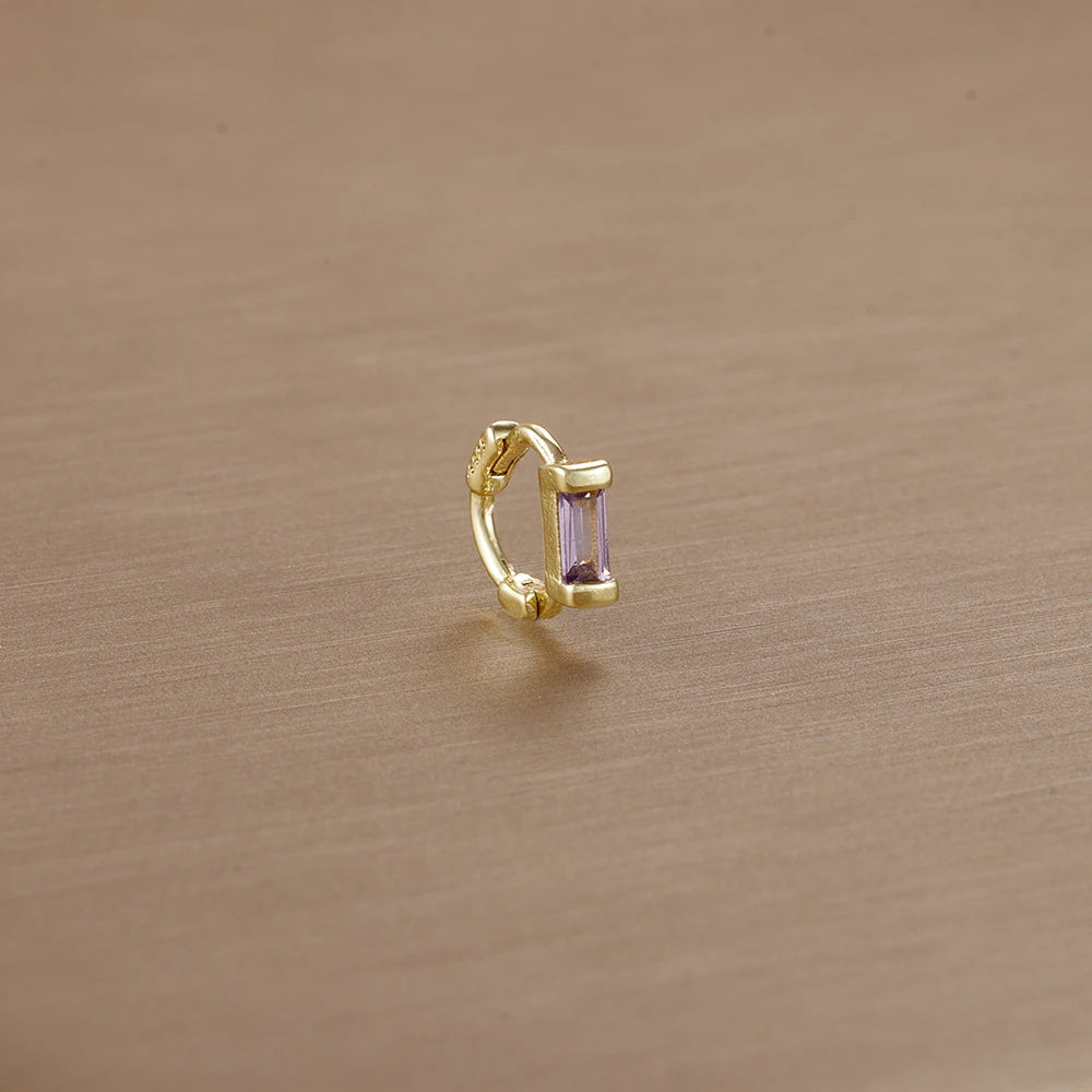 Argola Quadrada Mini com Zircónia