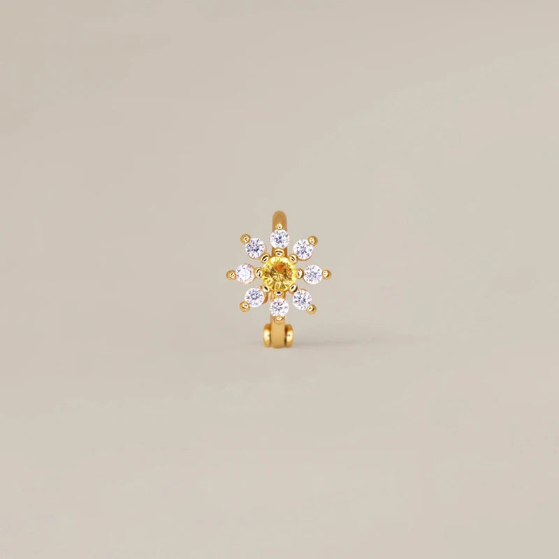 Brinco Flor Zircónia em Aço Inoxidável