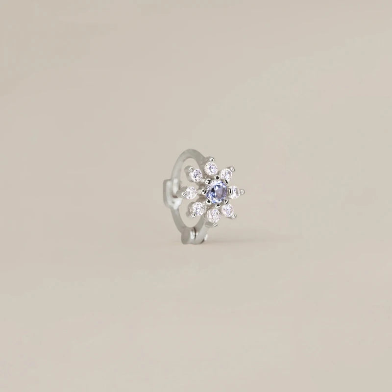Brinco Flor Zircónia em Aço Inoxidável