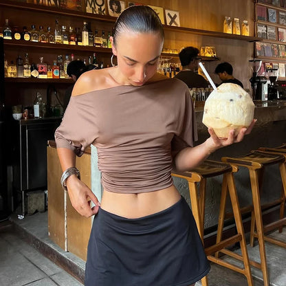T-Shirt Cropped Ombro Único