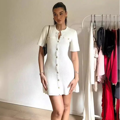 Vestido Mini Malha Canelada com Botões Metálicos