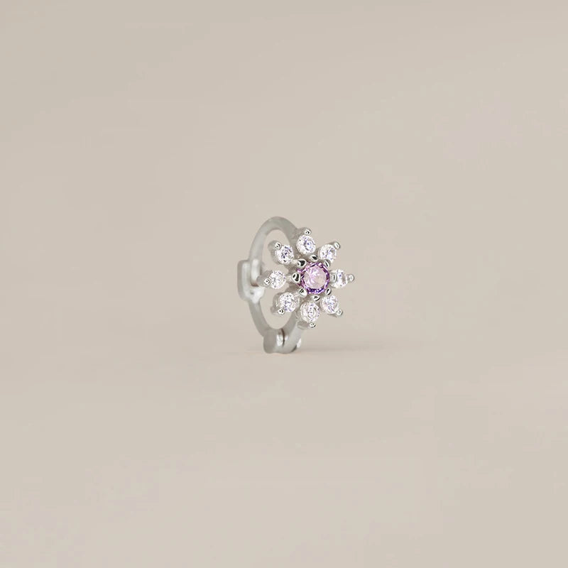 Brinco Flor Zircónia em Aço Inoxidável