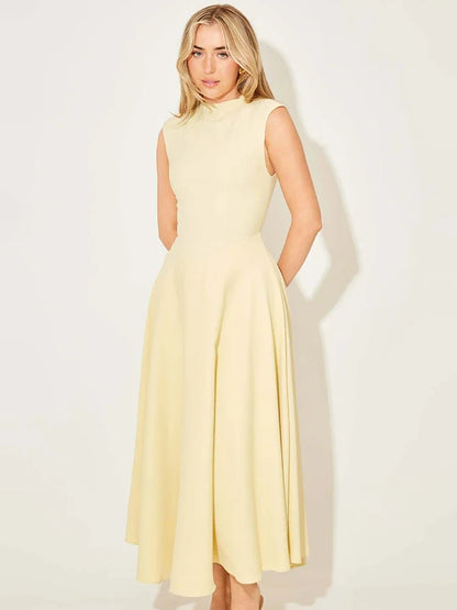 Vestido Midi Acinturado Gola Alta