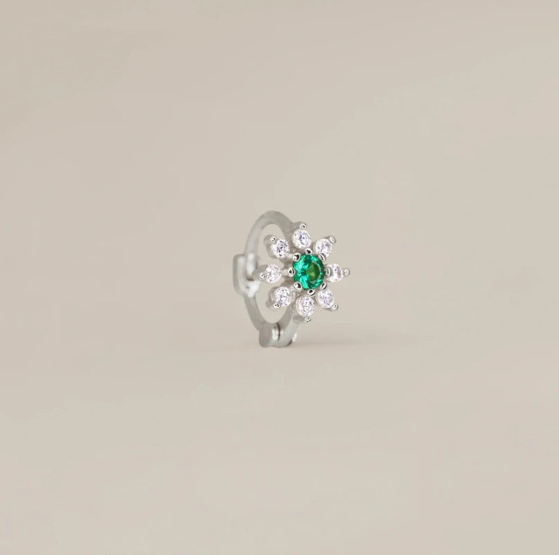 Brinco Flor Zircónia em Aço Inoxidável