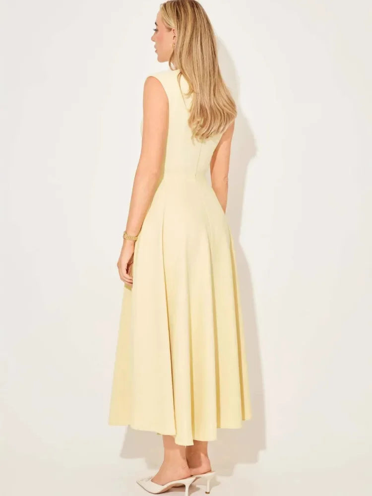 Vestido Midi Acinturado Gola Alta